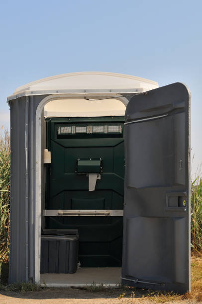 Portable Toilet Options We Offer in Ishpeming, MI